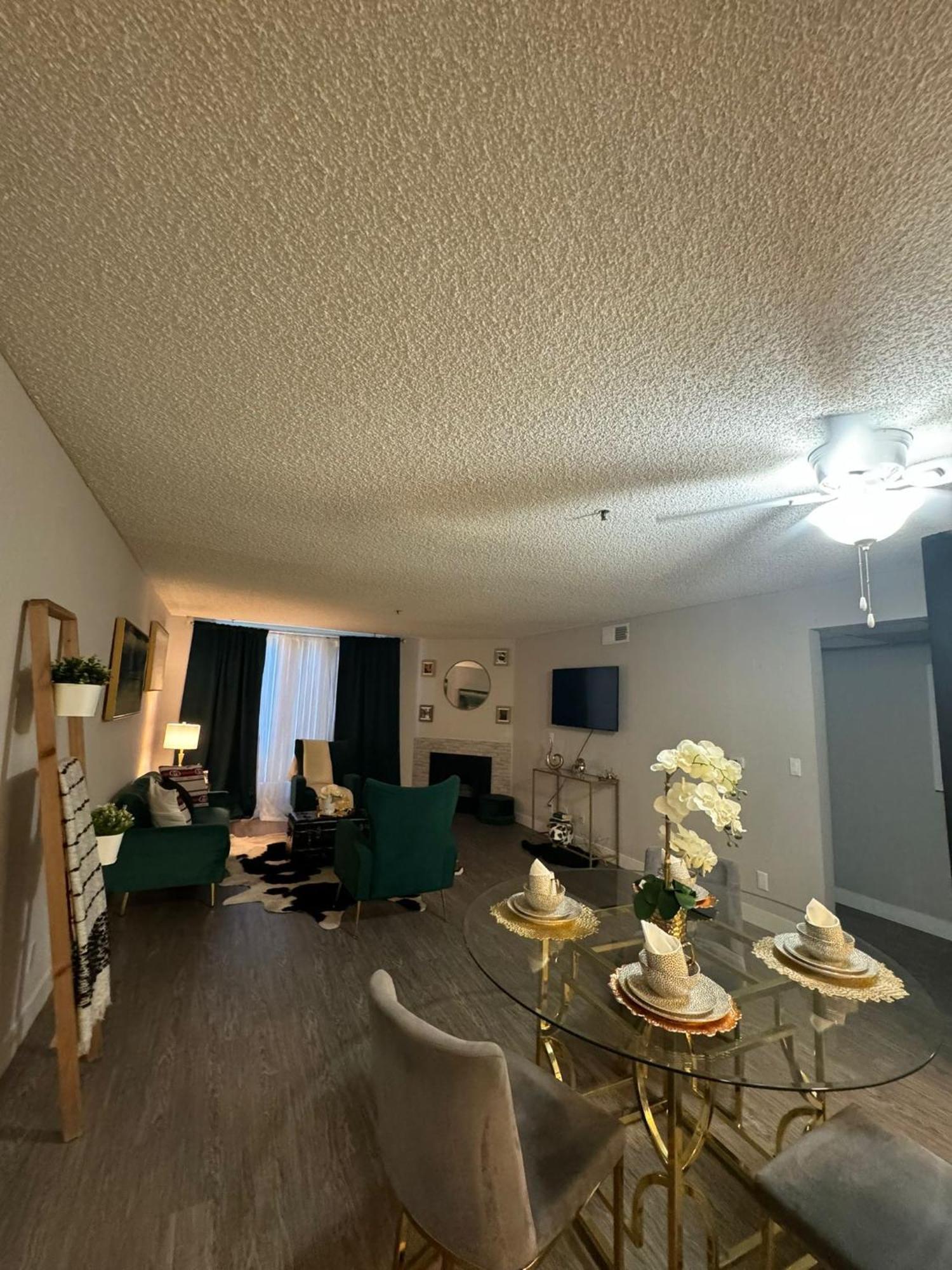 Hollywood Apartment Mario&Gucci With Pool Λος Άντζελες Εξωτερικό φωτογραφία