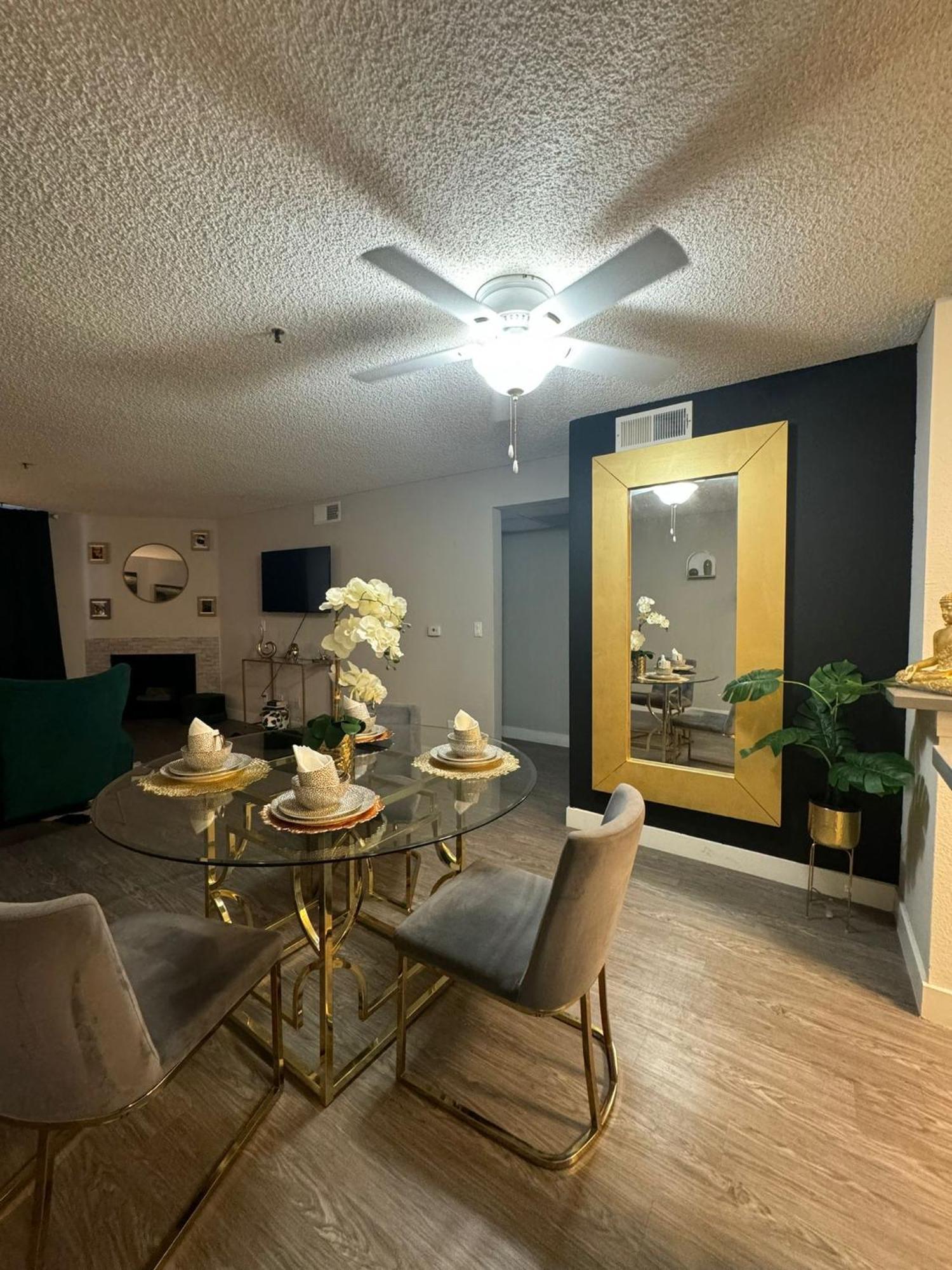 Hollywood Apartment Mario&Gucci With Pool Λος Άντζελες Εξωτερικό φωτογραφία